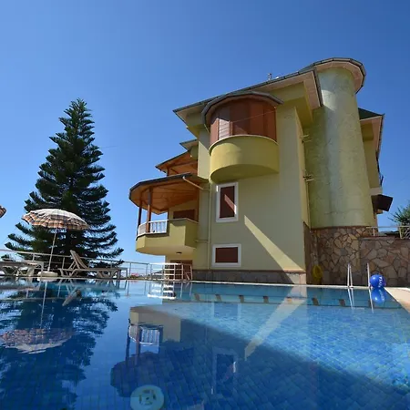 Bektas 5 Ultra Luks Vila Alanya