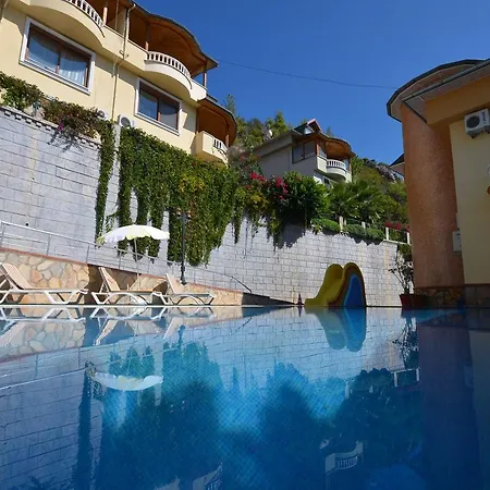 Bektas 5 Ultra Luks Vila Alanya